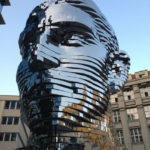 kafka-en-praga-estatua-2