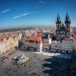 plaza-ayuntamiento-praga-med